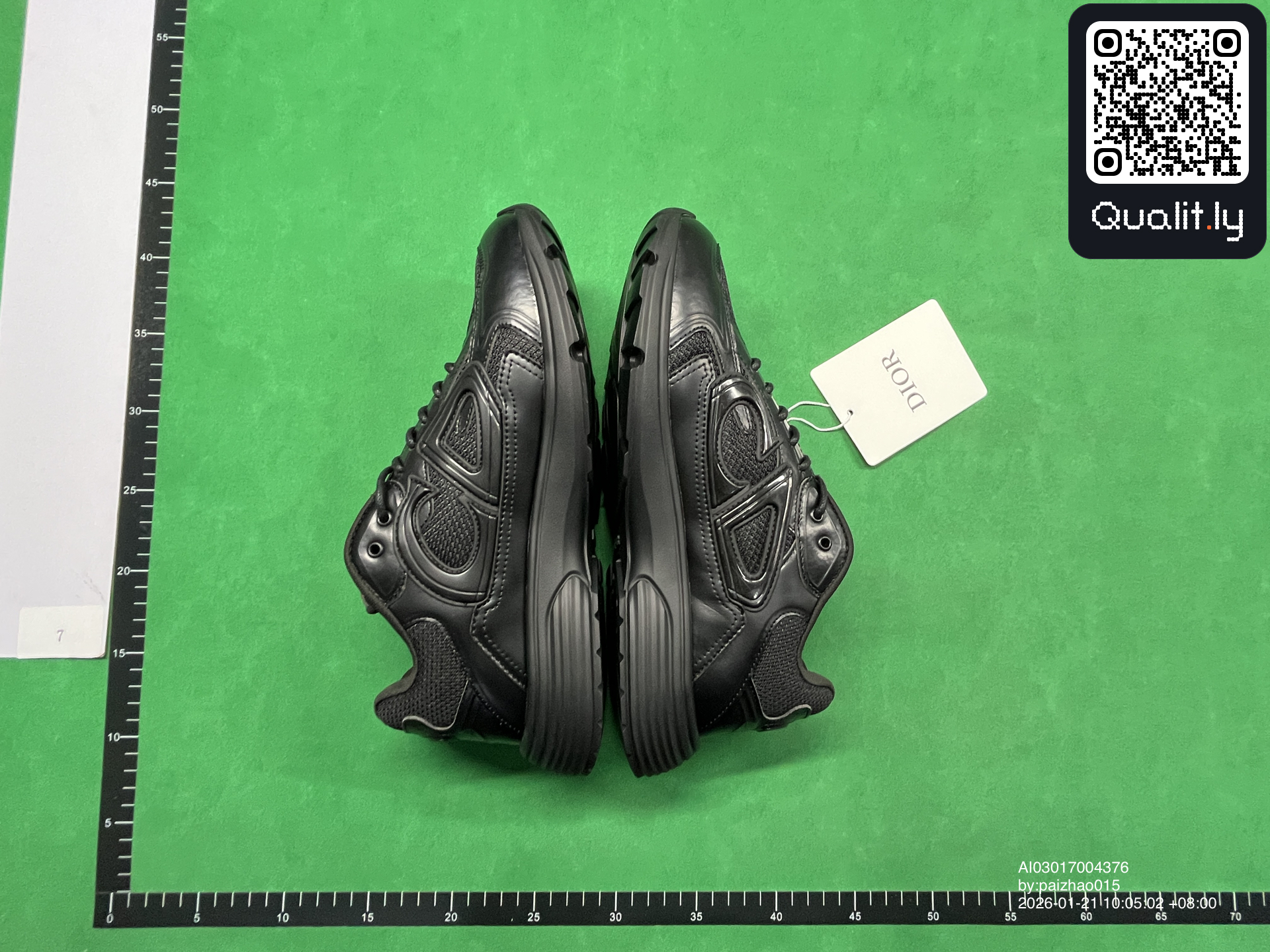 Sneakers — QC-foto 3 av 6
