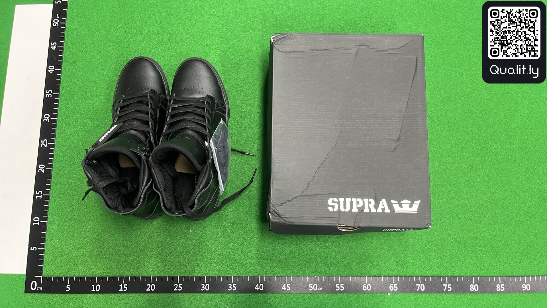 Sneakers — QC-foto 1 av 16