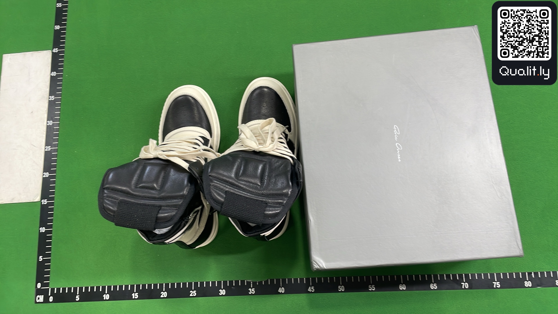 Sneakersy — zdjęcie QC 1 z 12