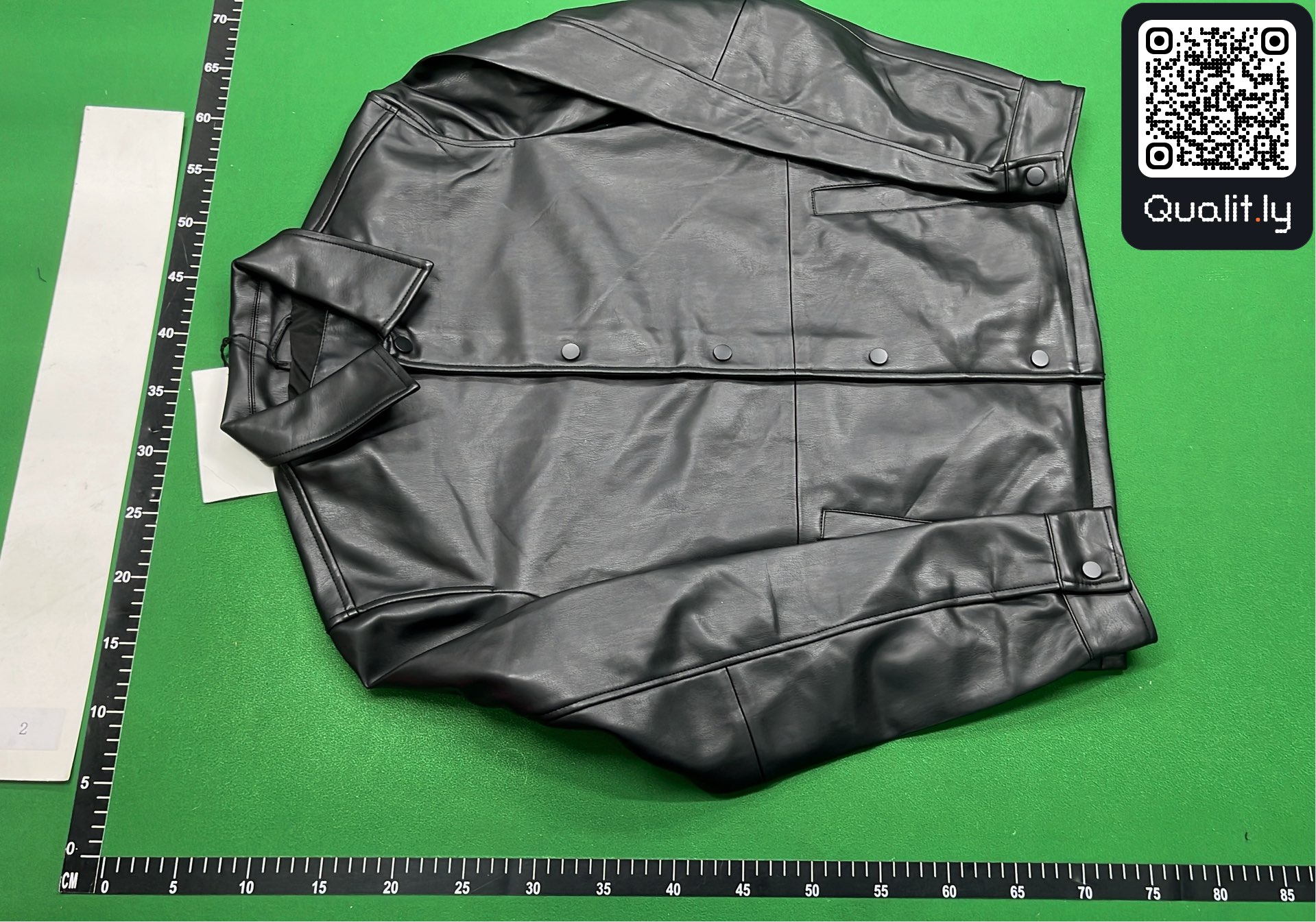 Chaqueta — foto QC 2 de 4