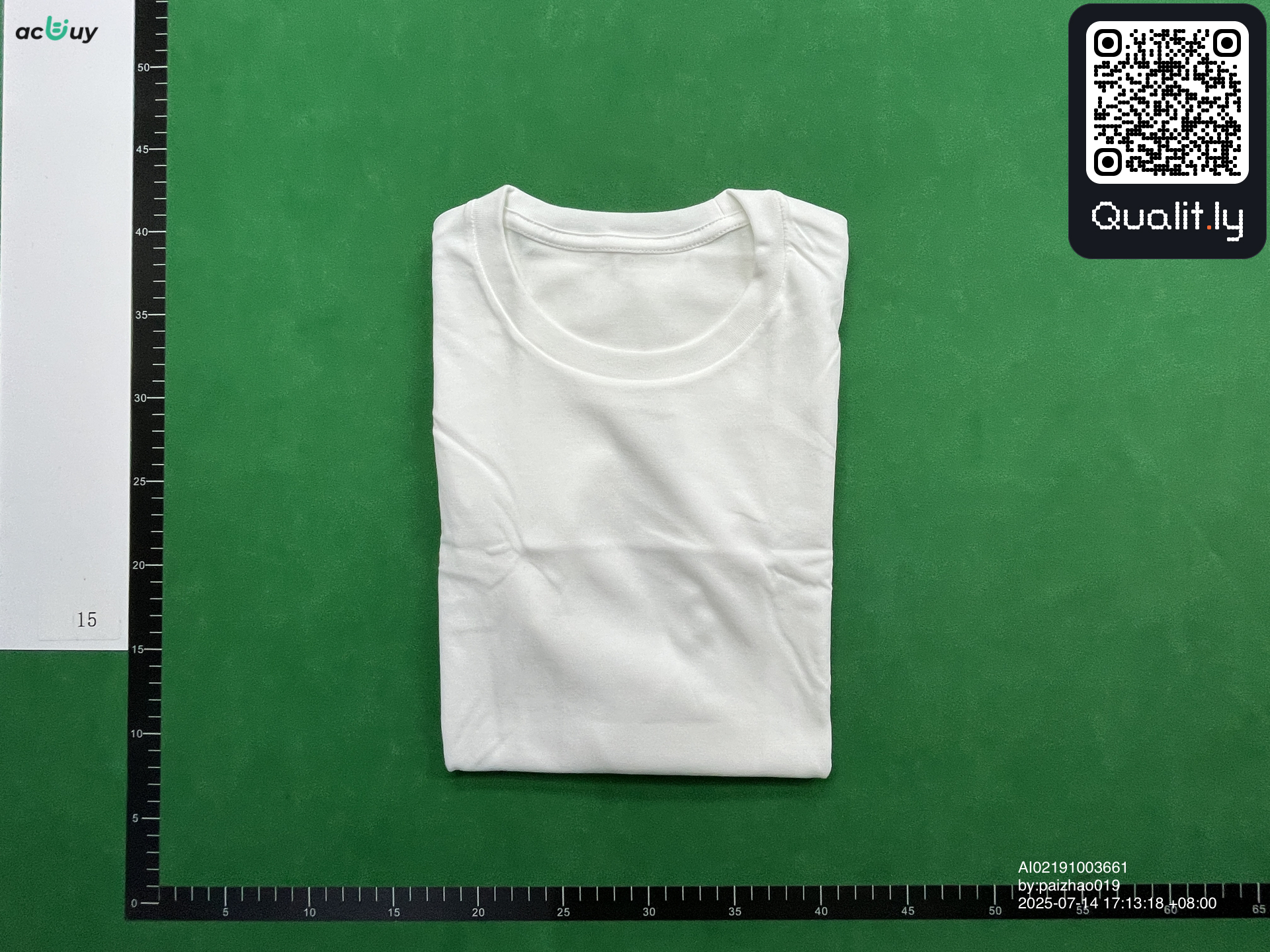 Camiseta — foto QC 2 de 10