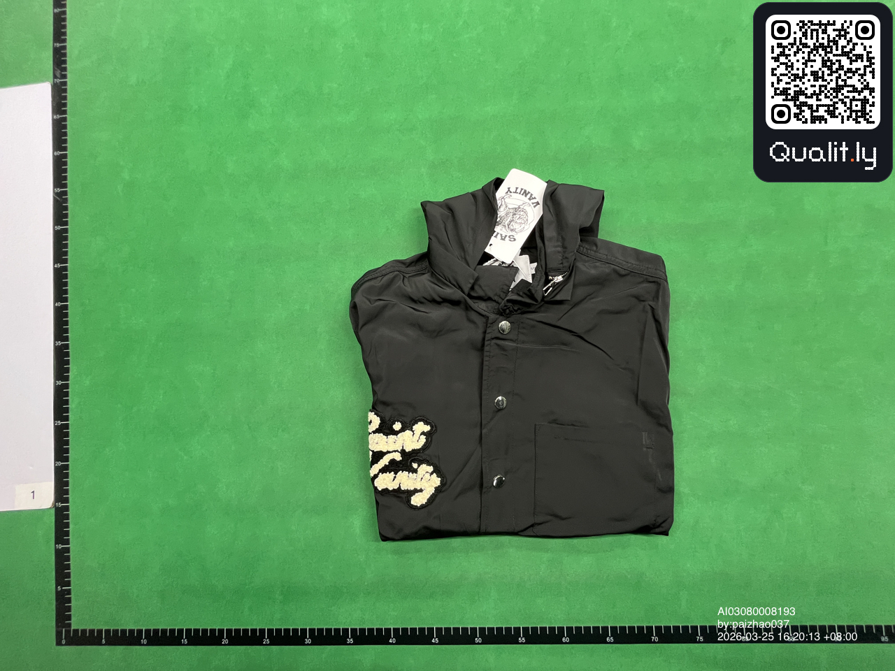 Jacka — QC-foto 1 av 38