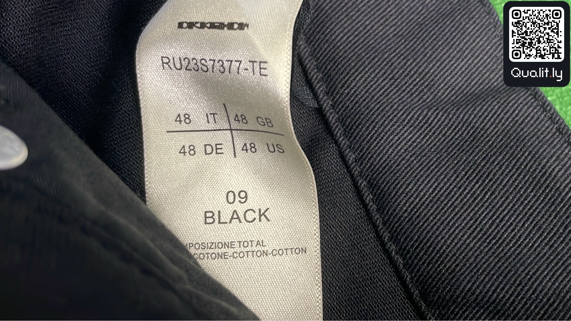 Jeans — QC-foto 1 av 30