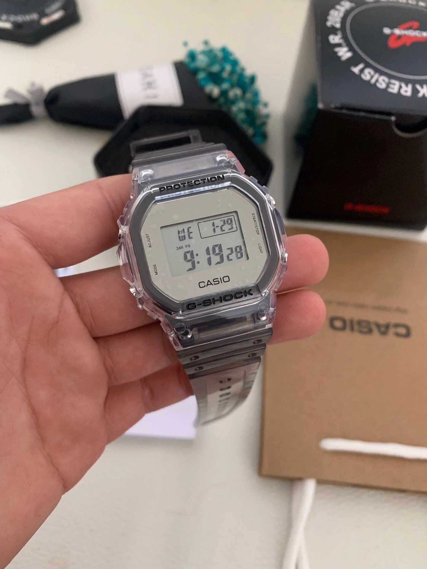 CASIO卡西欧gshock手表冰川透黑方块运动防水男女电子表DW-5600