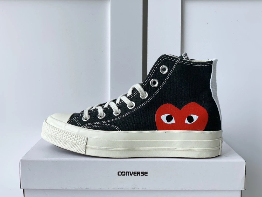 canvas shoes