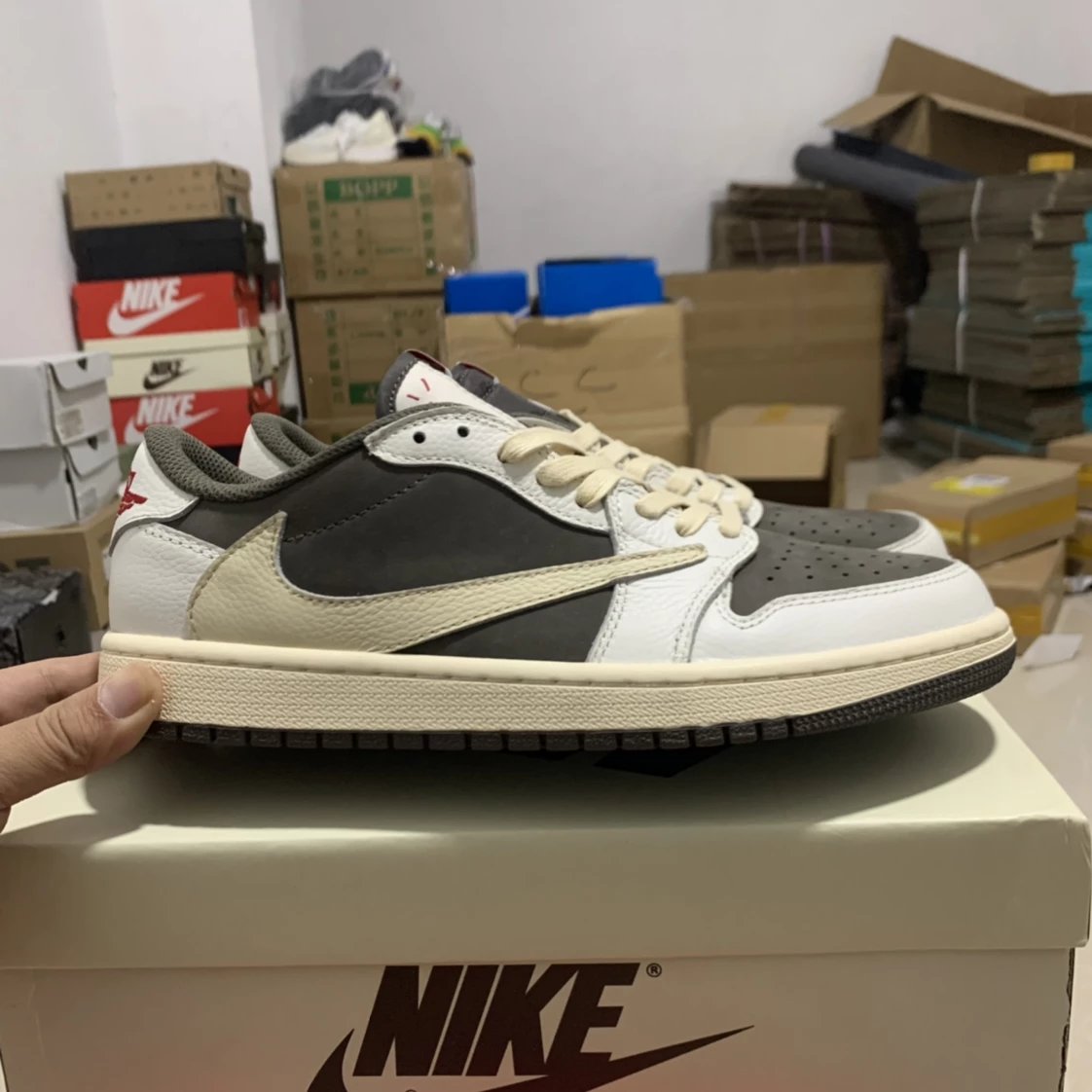 Nike Air Jordan 1 Low Travis Scott Reverse Mocha