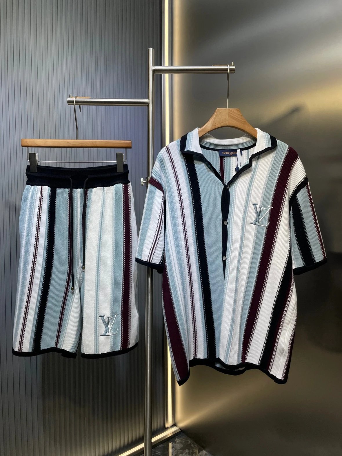 Louis Vuitton Clothing Sets