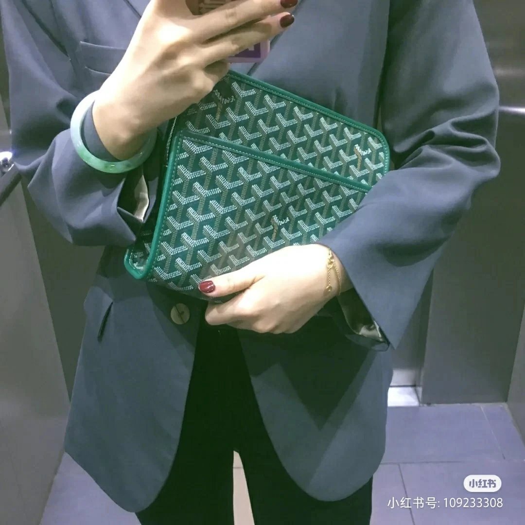 Goyard St Louis Clutch Green