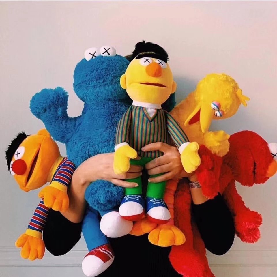 UNIQLO x KAWS x Sesame Street Triple Collaboration Limited edition peripheral 公仔 dolls