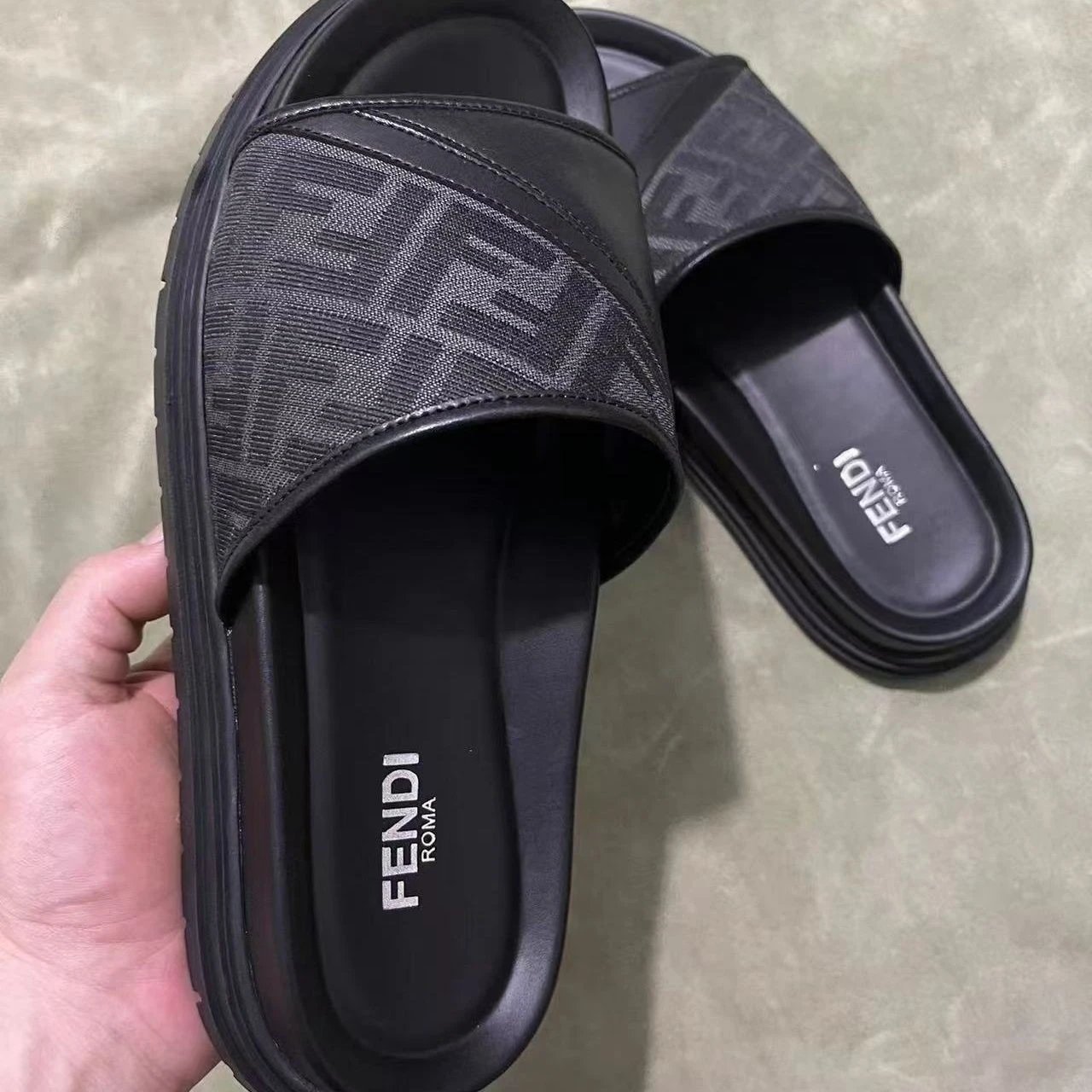 Fendi Slides